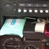 Erfrischungstücher im Auto
